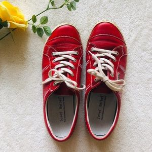 Josef Seibel Leather Sneakers 🍎🌸